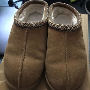 Ugg Chestnut Tasman Slipper
